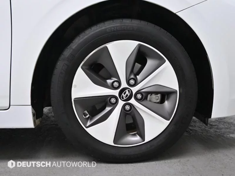 Hyundai Ioniq
