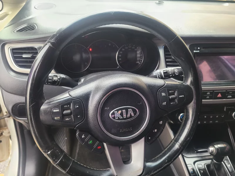 Kia Carens