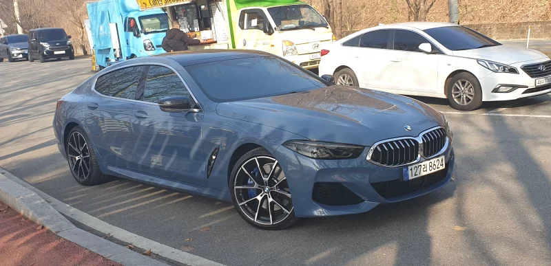 BMW 8-Series
