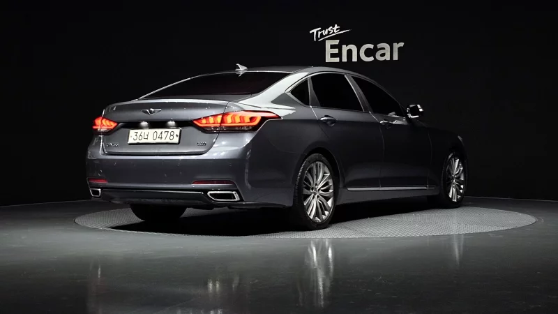 Hyundai Genesis
