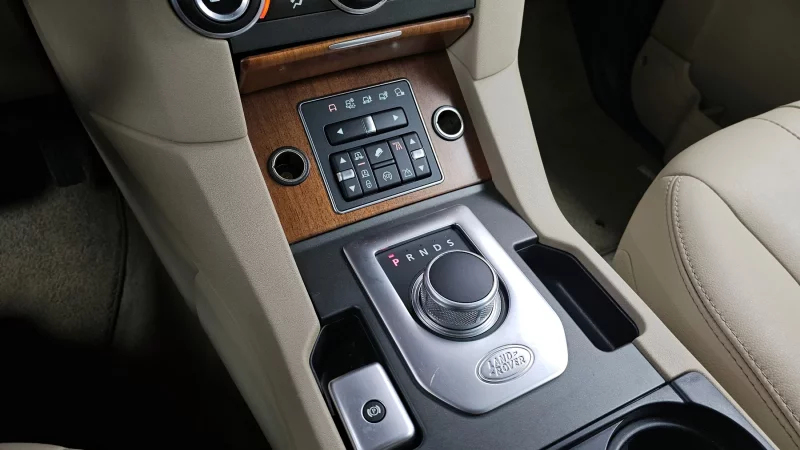 Land Rover DISCOVERY