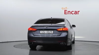Hyundai Genesis