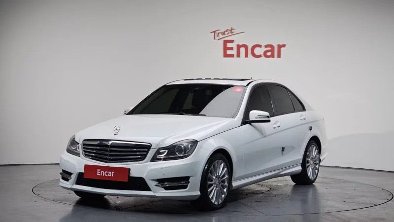 Mercedes-Benz C-Class