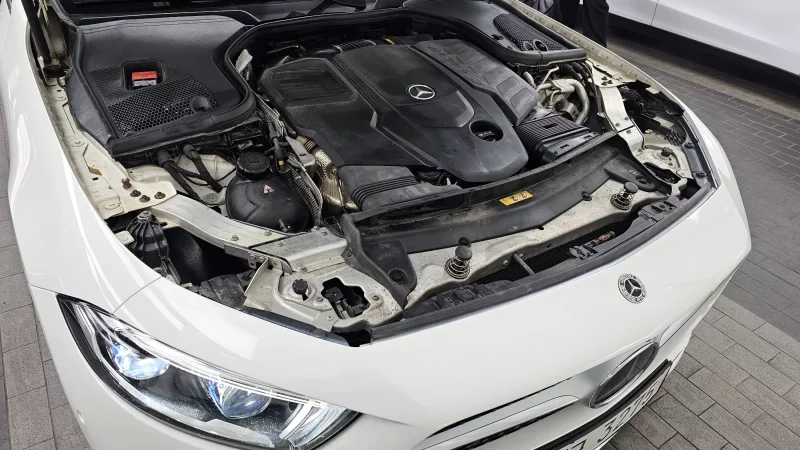 Mercedes-Benz CLS-Class