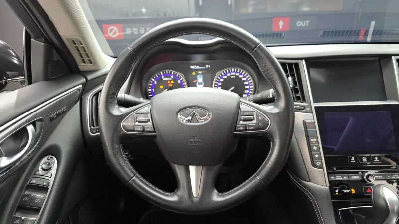 Infiniti Q50