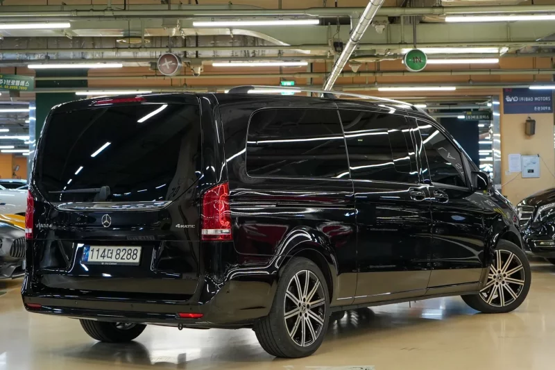 Mercedes-Benz V-Class