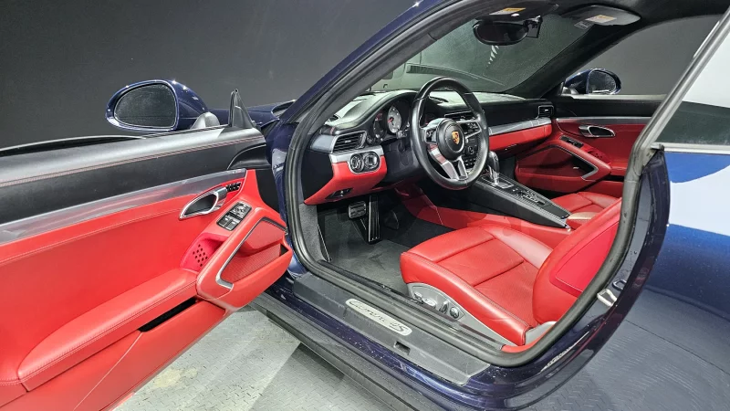 Porsche 911
