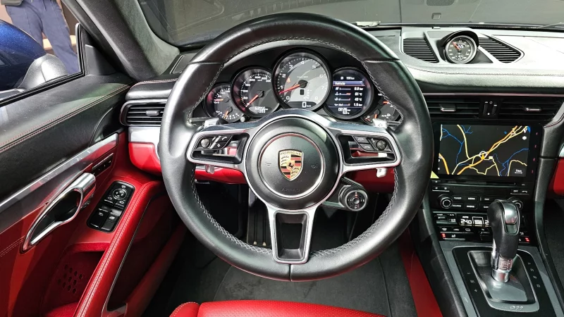 Porsche 911
