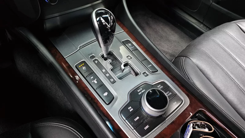 Hyundai Equus
