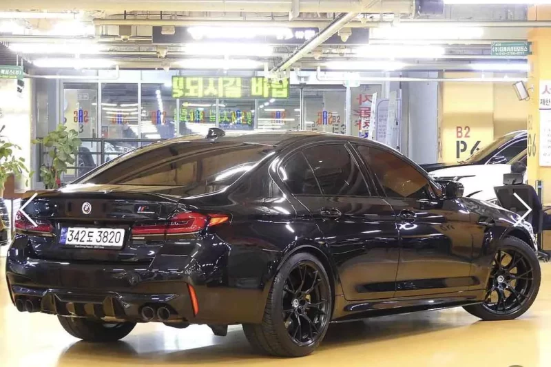 BMW M5