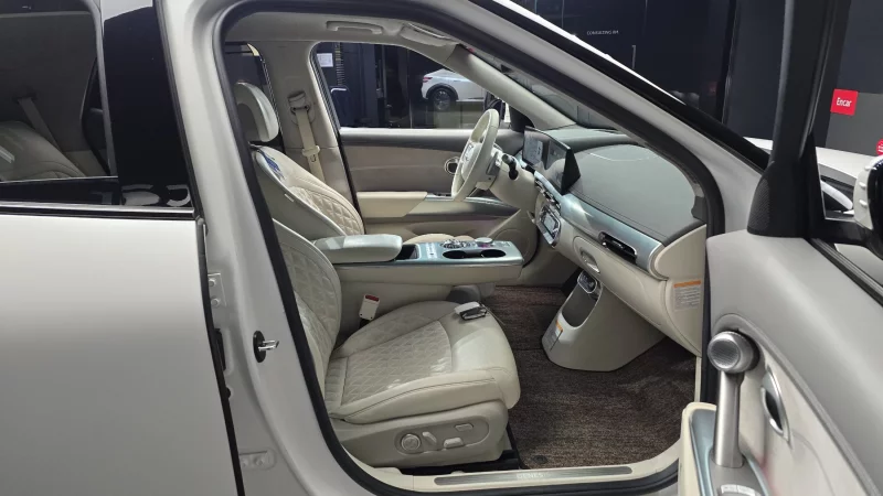 Genesis GV60