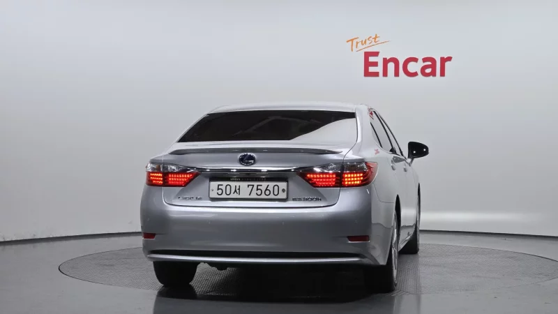 Lexus ES300h