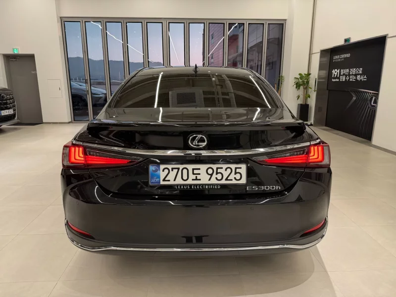 Lexus ES300h