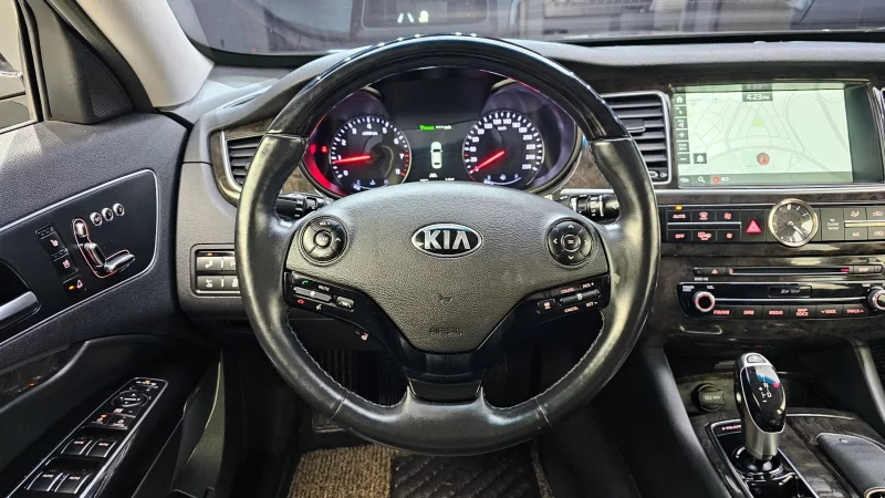 Kia K9