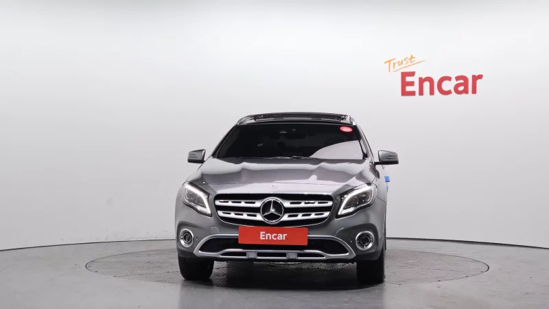 Mercedes-Benz GLA-Class