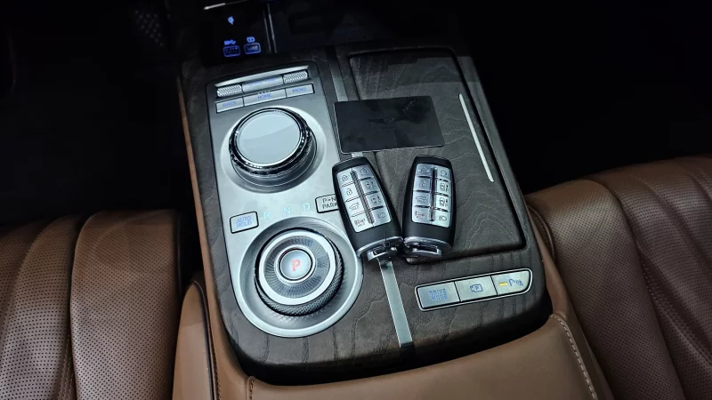 Genesis Electrified G80