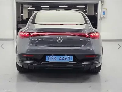 Mercedes-Benz EQE