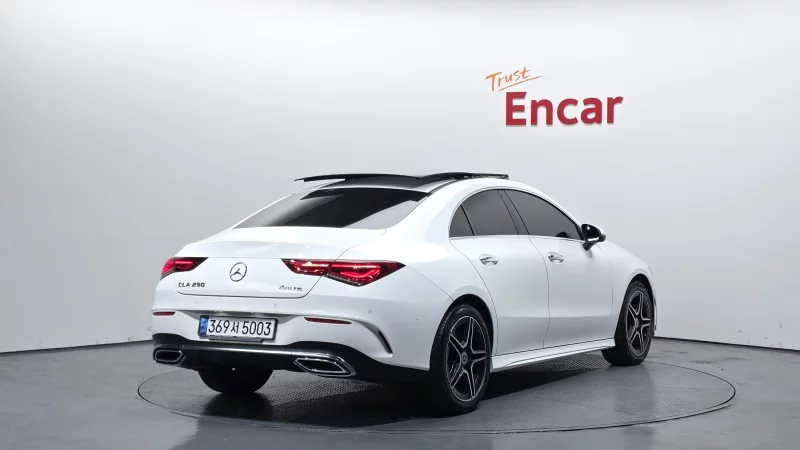Mercedes-Benz CLA-Class