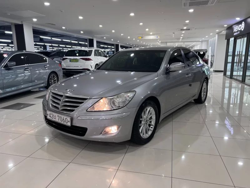 Hyundai Genesis