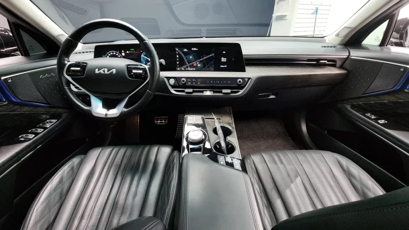 Kia K8