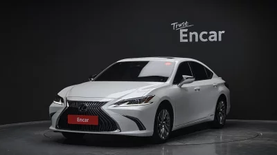 Lexus ES300h