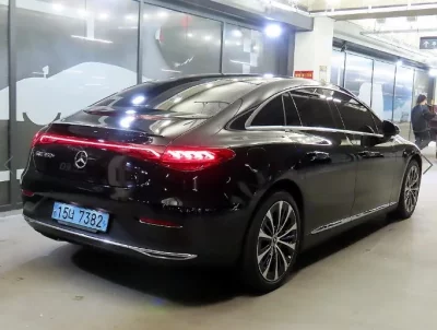 Mercedes-Benz EQE