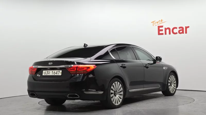 Kia K9