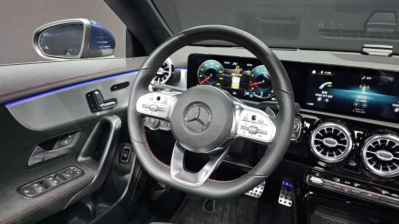 Mercedes-Benz CLA-Class