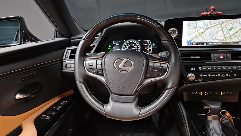 Lexus ES300h