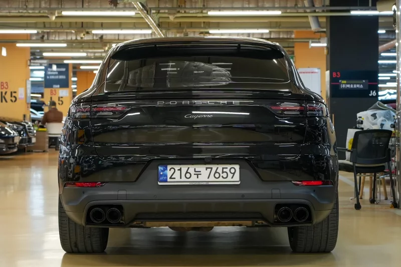 Porsche CAYENNE