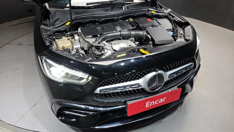 Mercedes-Benz GLA-Class