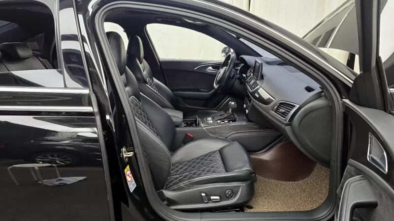 Audi S6