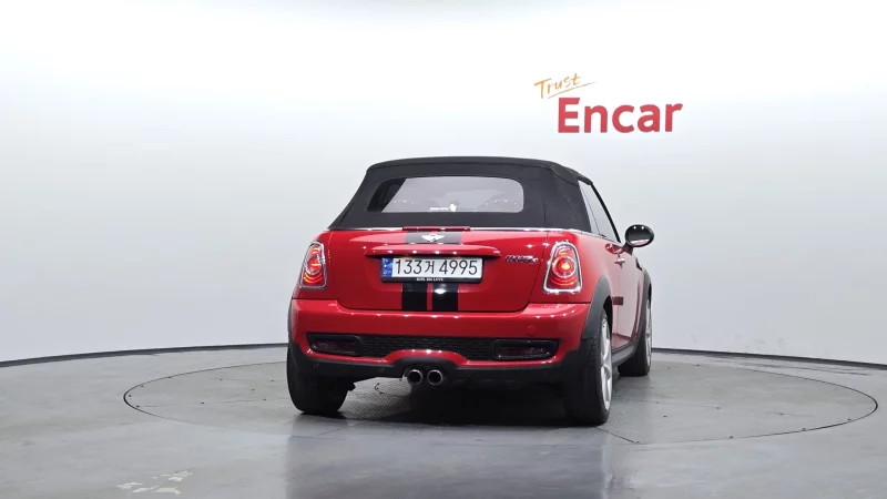 MINI Cooper Convertible