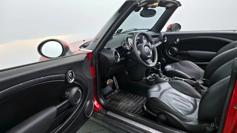 MINI Cooper Convertible