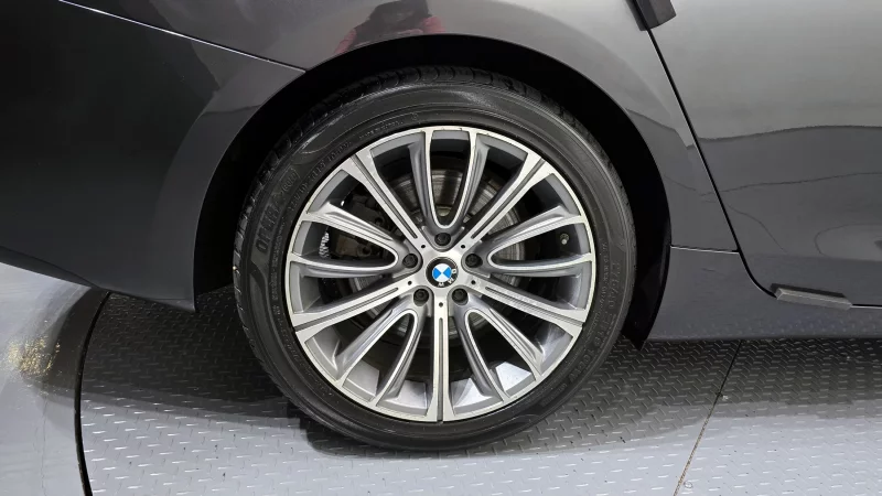 BMW 5-Series Gran Turismo