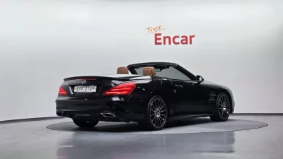 Mercedes-Benz SL-Class