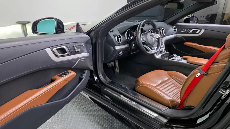 Mercedes-Benz SL-Class