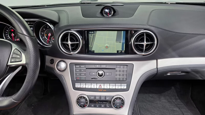 Mercedes-Benz SL-Class