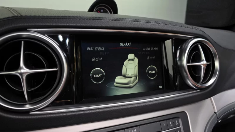 Mercedes-Benz SL-Class