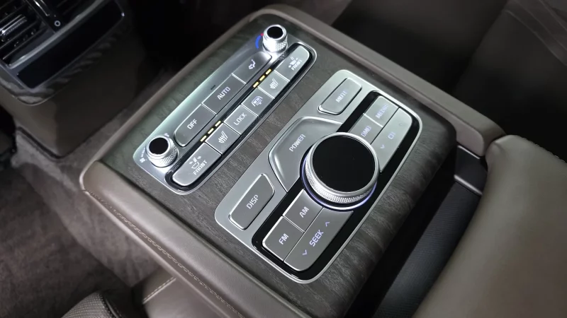 Kia K9