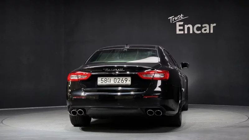 Maserati QUATTROPORTE