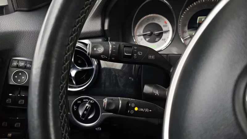 Mercedes-Benz GLK-Class