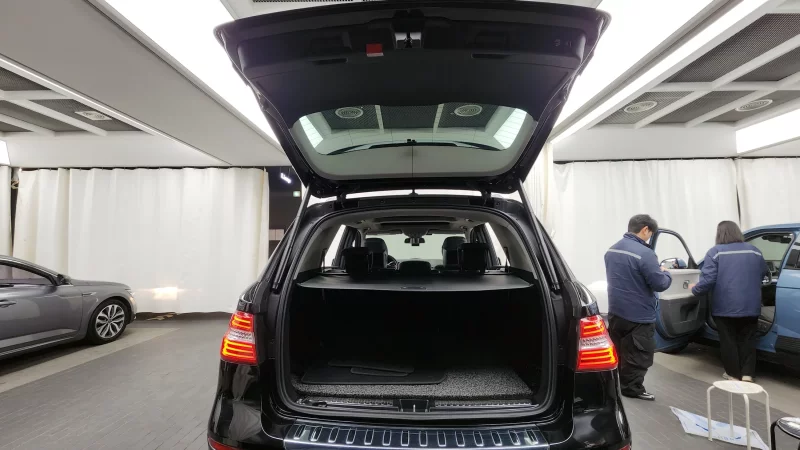 Mercedes-Benz M-class