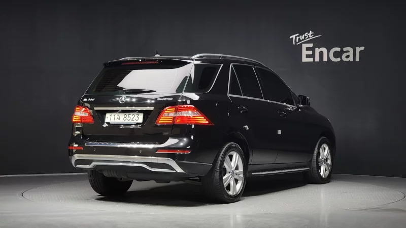 Mercedes-Benz M-class