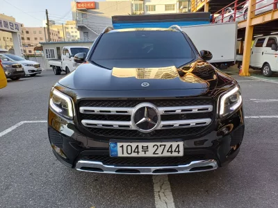Mercedes-Benz GLB-Class