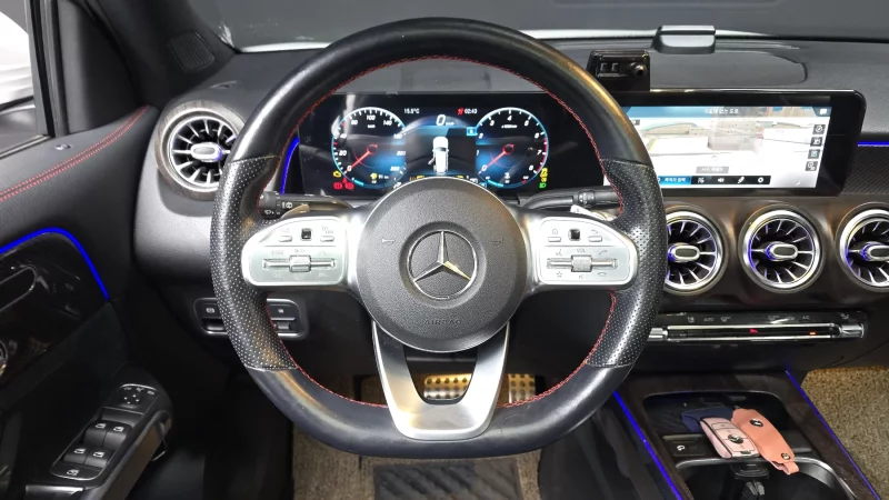 Mercedes-Benz GLB-Class