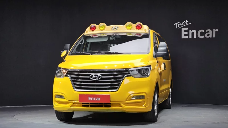 Hyundai Starex