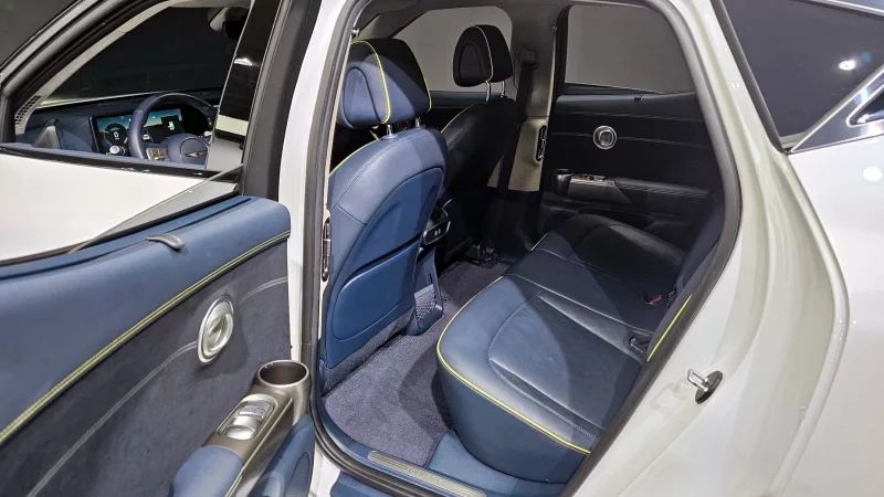 Genesis GV60