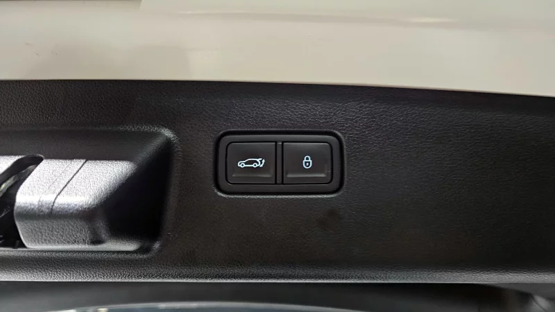 Genesis GV60