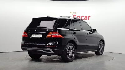 Mercedes-Benz M-class